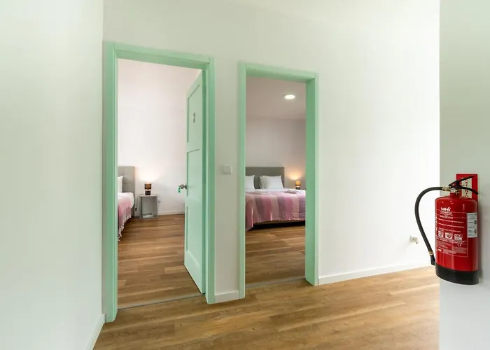 Atlantic Farmer House *