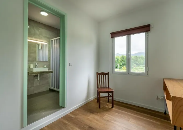 Atlantic Farmer House *